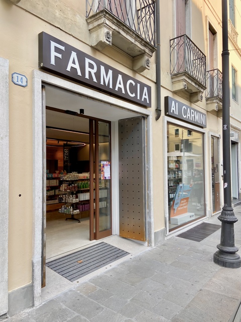 Farmacia Ai Carmini