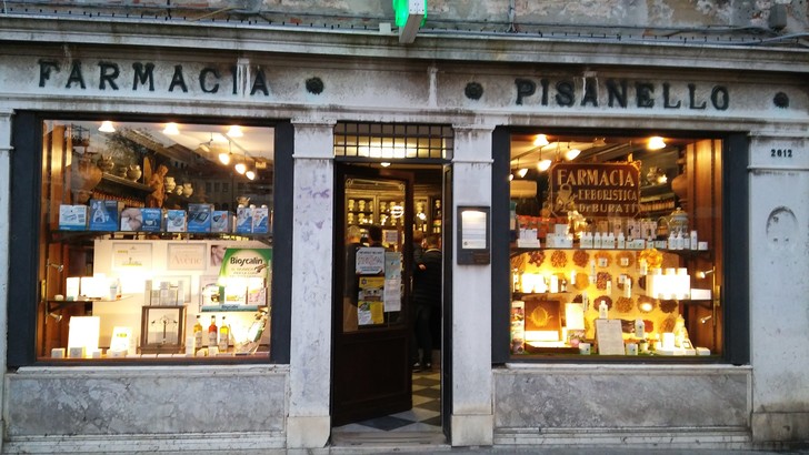 Farmacia Alla Colonna E Mezza