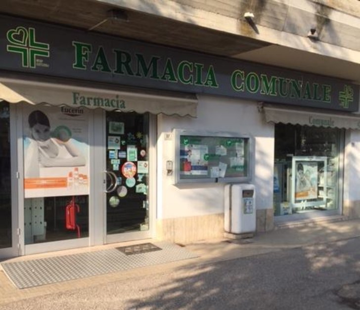 Farmacia Angolana Di Aspera 2018