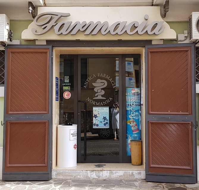 Farmacia Antica Normanna