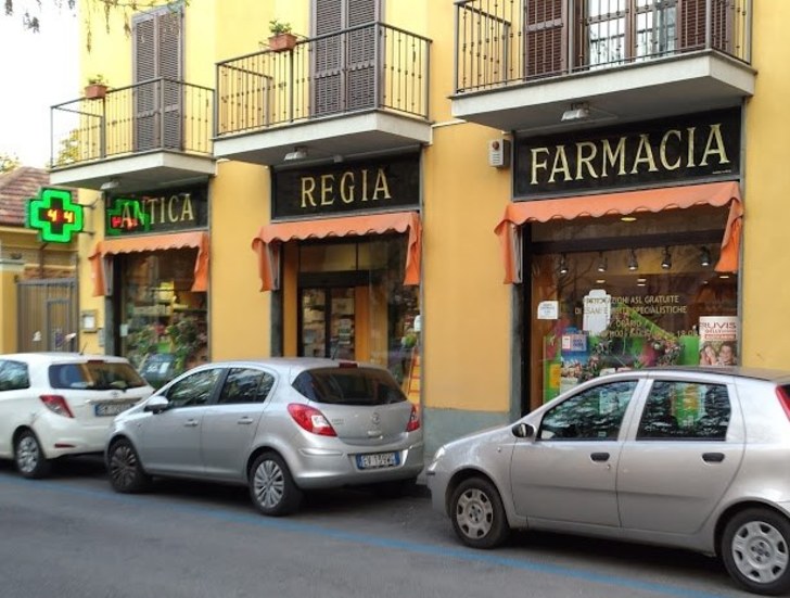 Farmacia Antica Regia