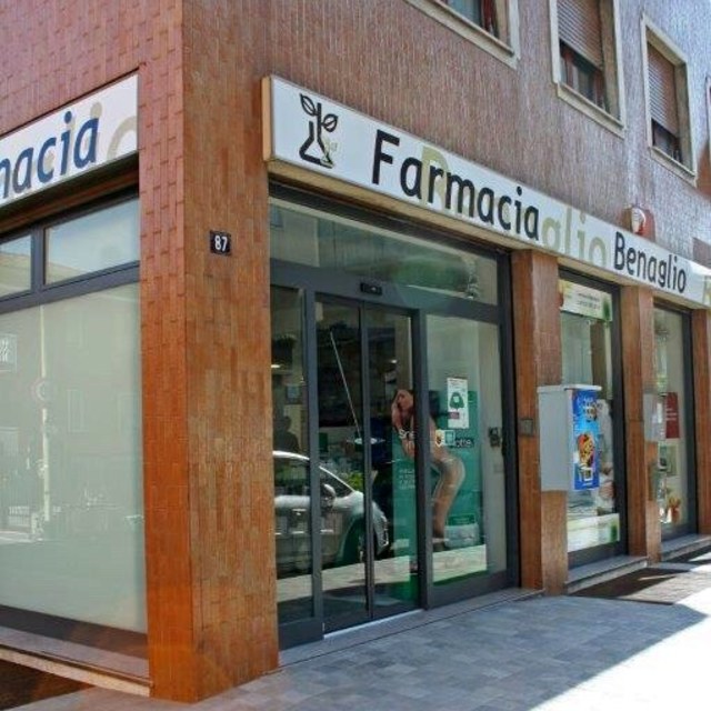 Farmacia Benaglio