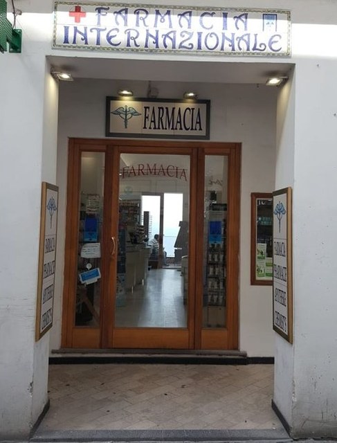 Farmacia Capri