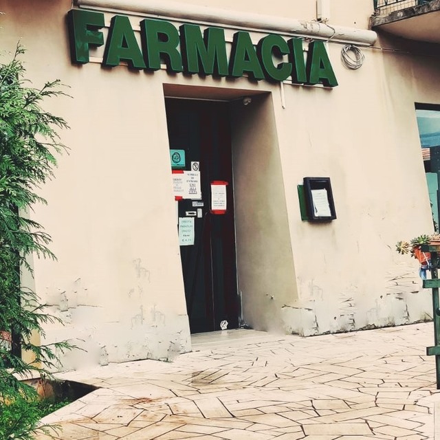 Farmacia Carducci