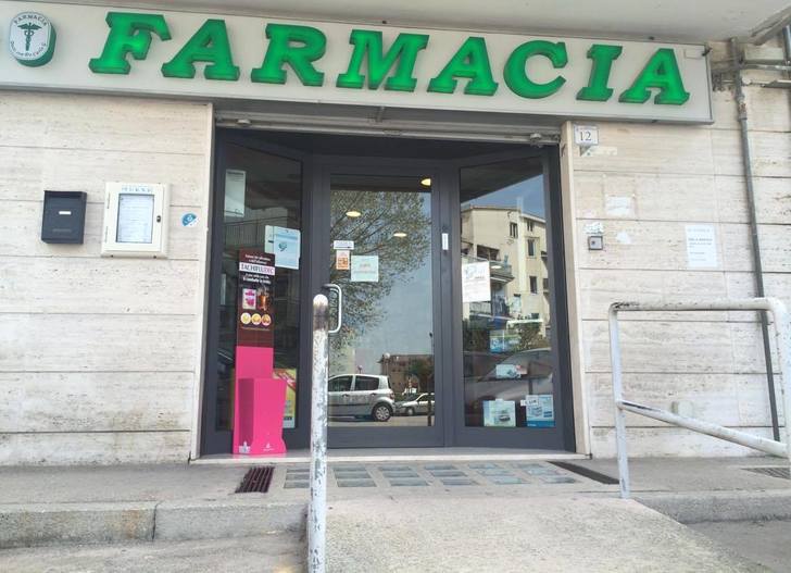 Farmacia Carlo Iii