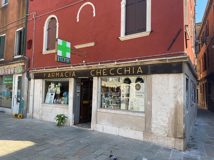 Farmacia Checchia