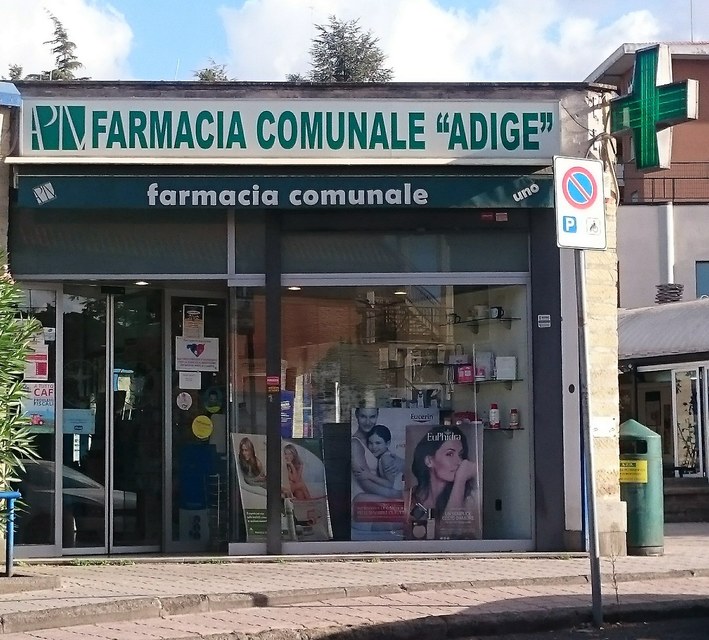 Farmacia Comunale 1 Adige