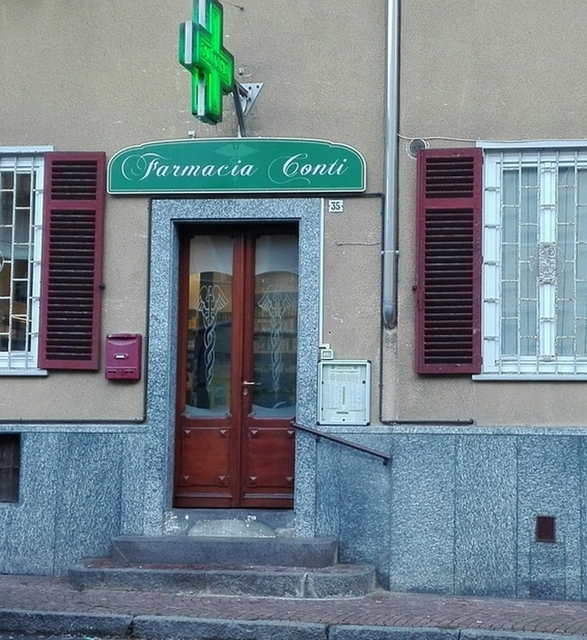 Farmacia Conti