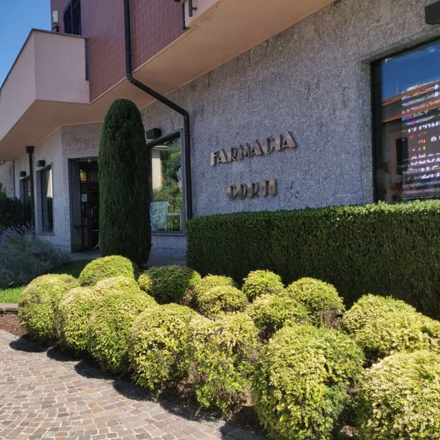 Farmacia Corti