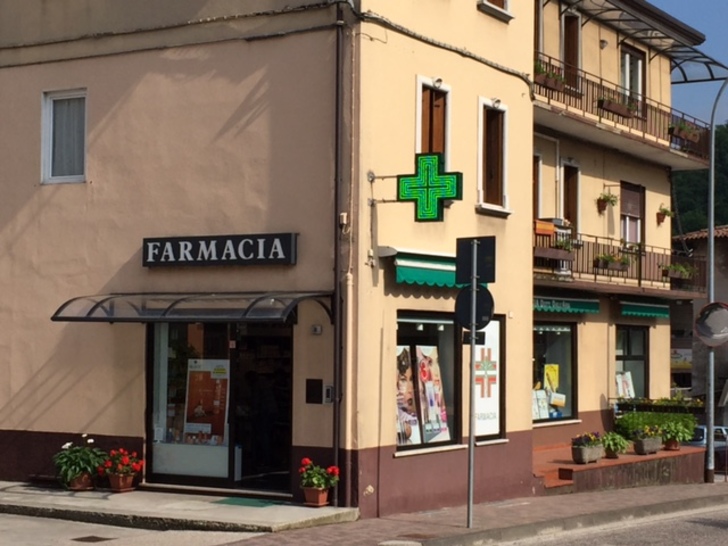 Farmacia Dall'Ara