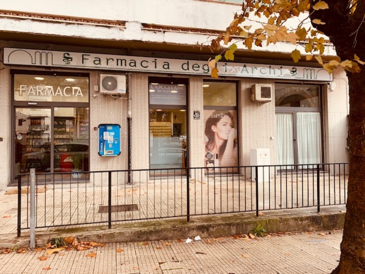 Farmacia Degli Archi