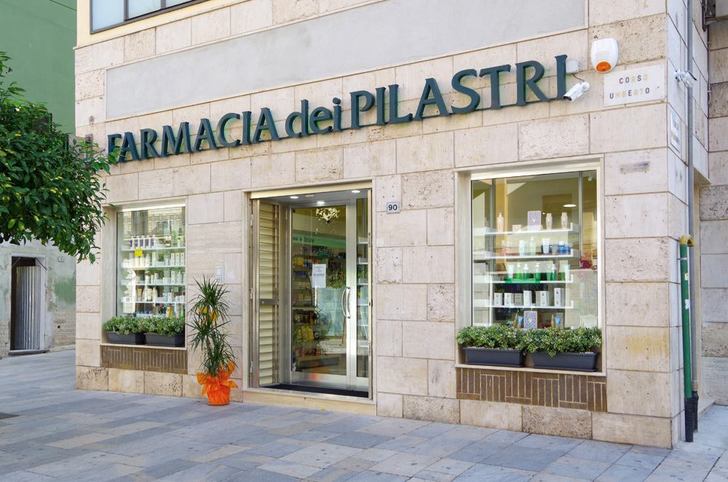 Farmacia Dei Pilastri