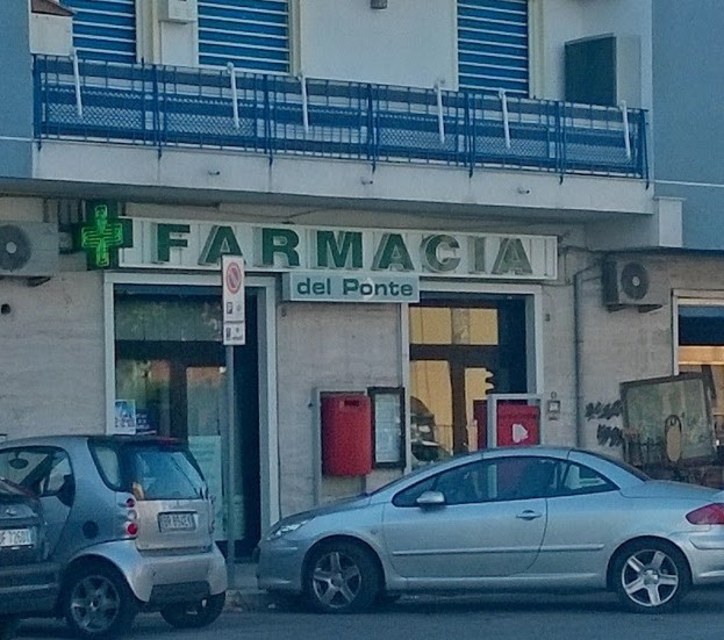 Farmacia Del Ponte