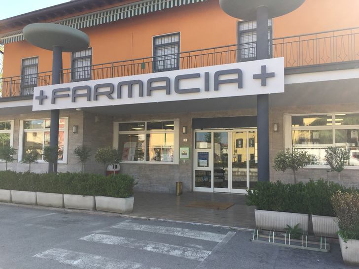 Farmacia Del Santuario