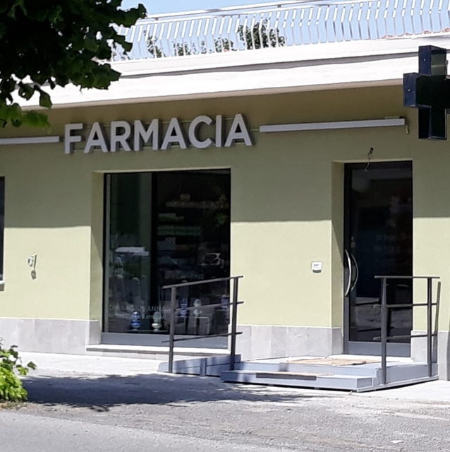 Farmacia Dellagiovanna