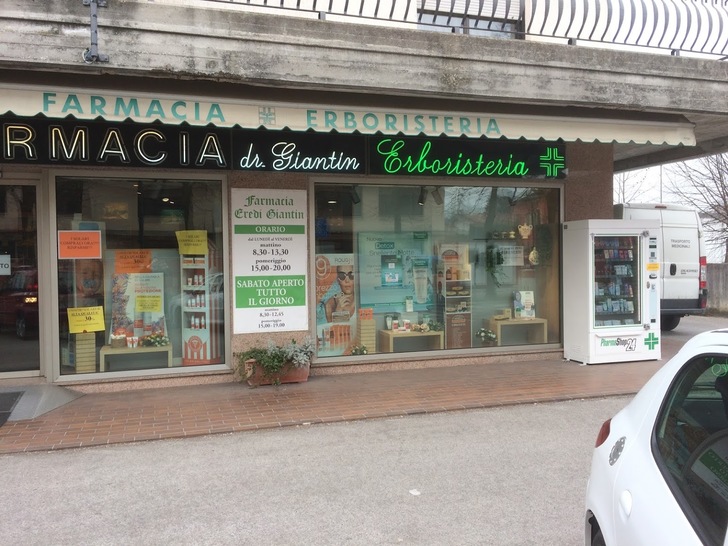 Farmacia Giantin