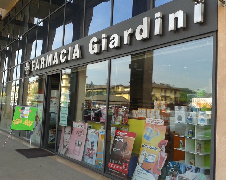 Farmacia Giardini