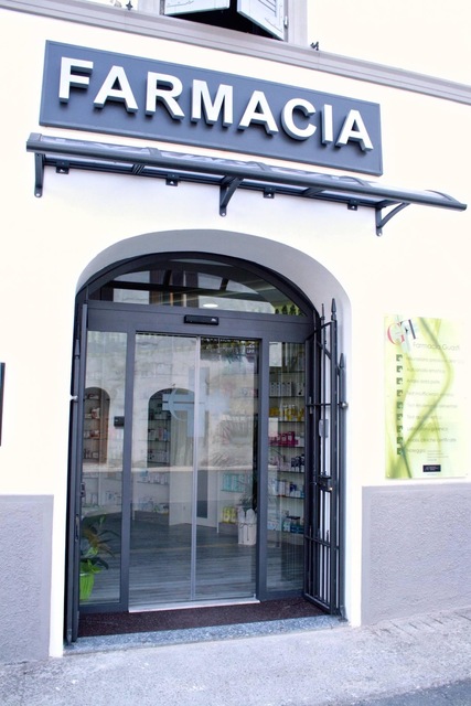 Farmacia Guasti