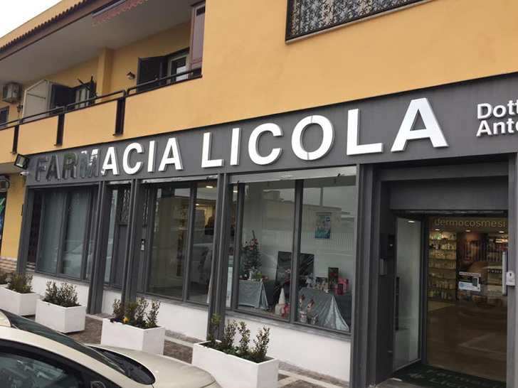 Farmacia Licola