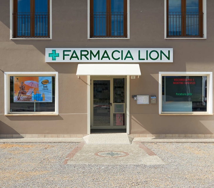 Farmacia Lion