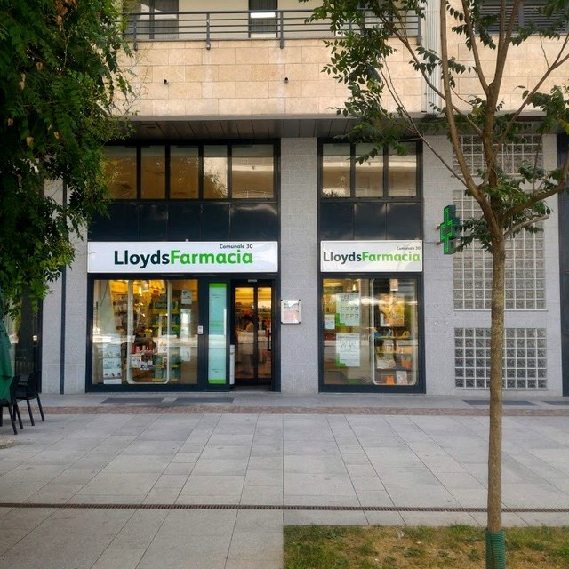 Farmacia Lloyds Milano 30