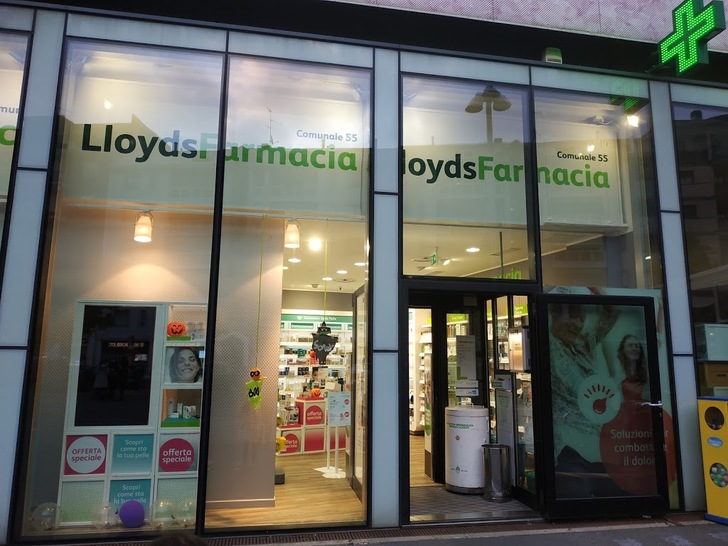 Farmacia Lloyds Milano 55