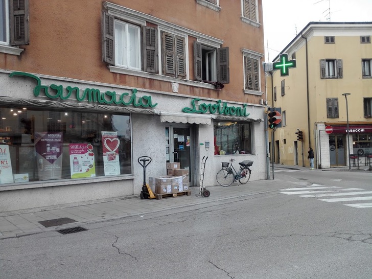 Farmacia Lovisoni