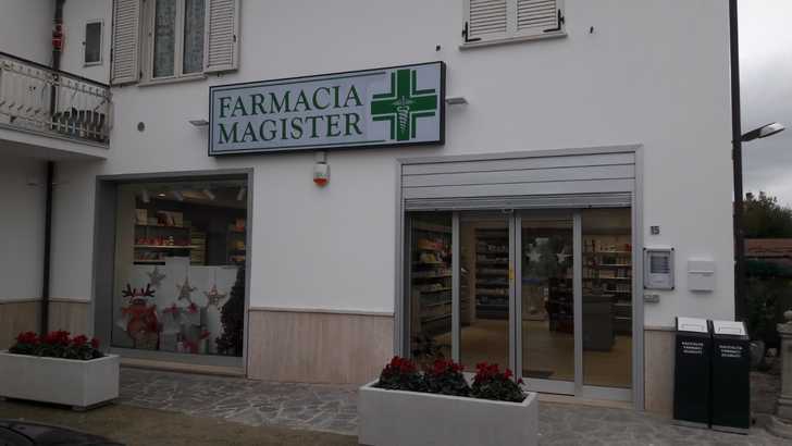 Farmacia Magister