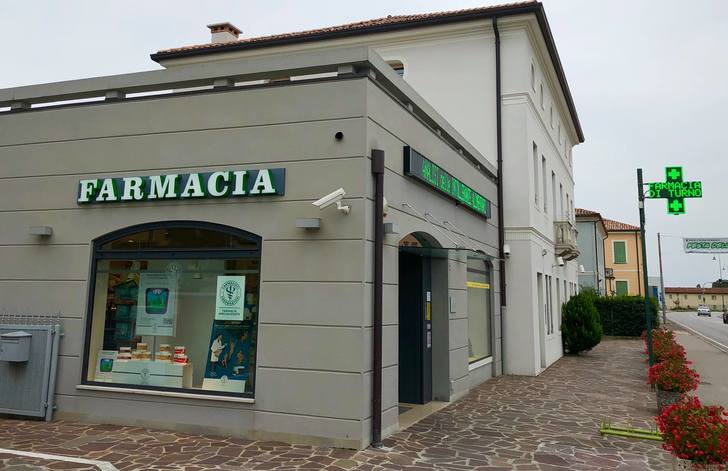 Farmacia Mina