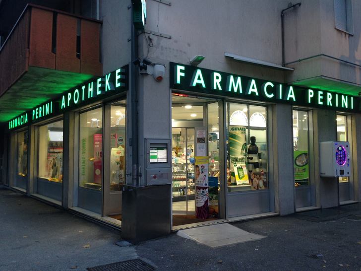 Farmacia Perini Apotheke