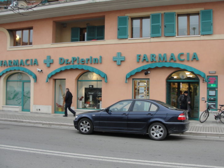 Farmacia Pierini