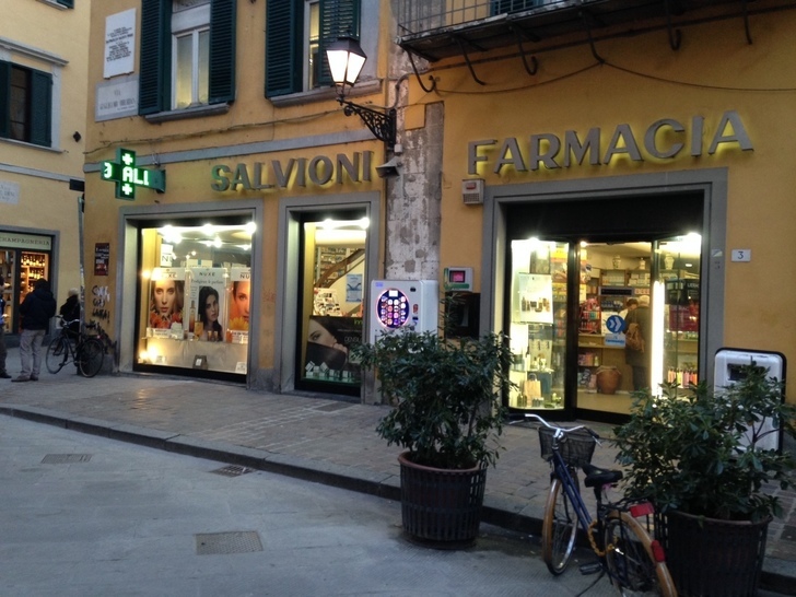 Farmacia Salvioni