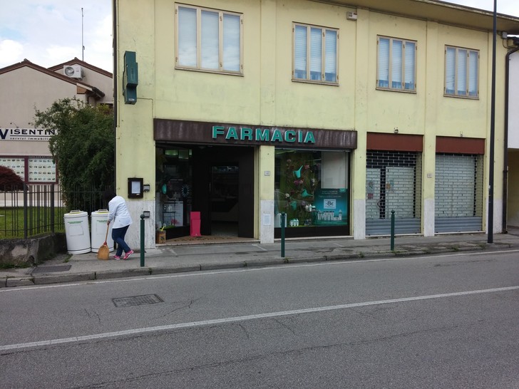 Farmacia Santa Bona