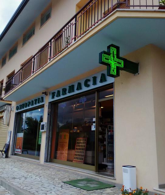 Farmacia Zampol D'Ortia